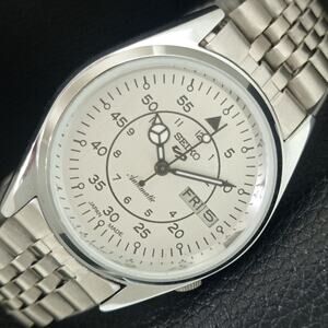 Vintage 1979 Seiko Automatic Mens Silver Watch W/daydate & Black accents